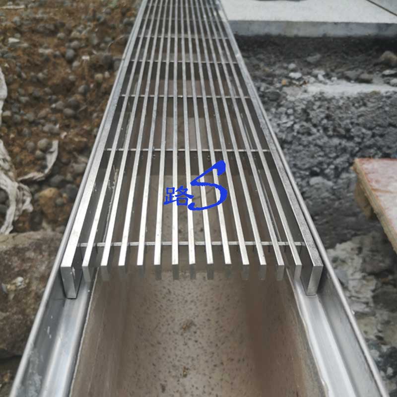 詳解為什麼成品排水溝會是道路安全的守護者？