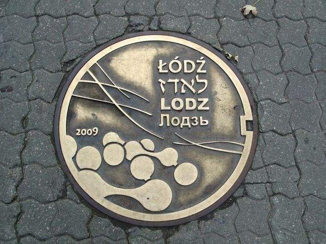 井蓋廠家剖析鑄鐵井蓋的相關特點