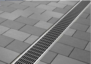 線性排水溝和點式水口哪一個比較有長處?