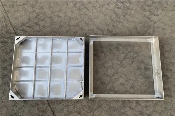 井蓋廠家說說排水溝的日常維護怎麼做